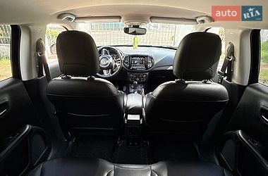 Внедорожник / Кроссовер Jeep Compass 2018 в Сумах