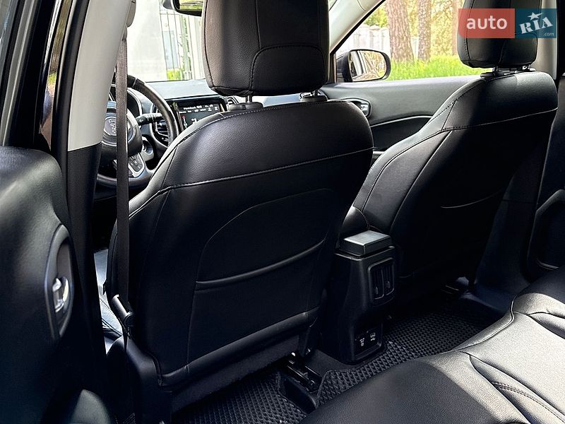 Внедорожник / Кроссовер Jeep Compass 2018 в Сумах