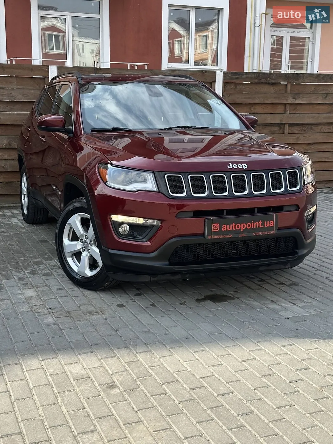 2020 Jeep Compass - фото 1