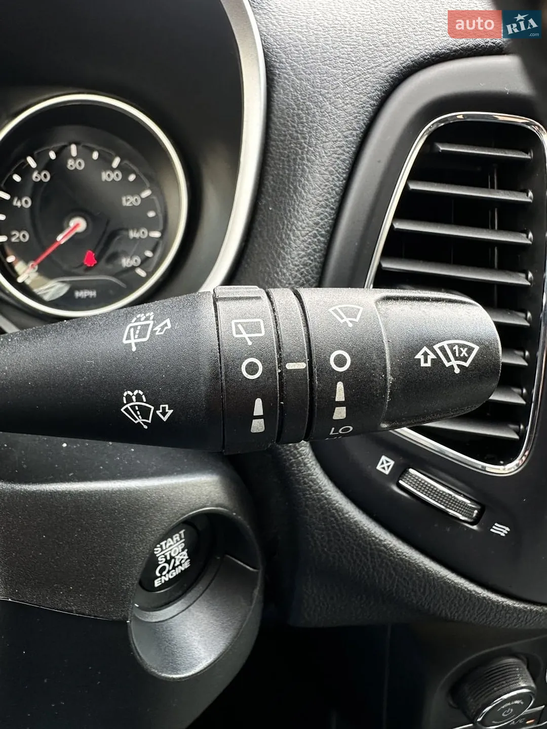 2020 Jeep Compass - мініатюра 31