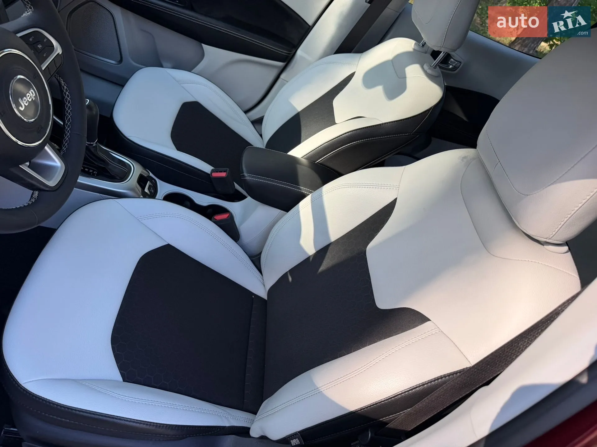 2021 Jeep Compass - мініатюра 28