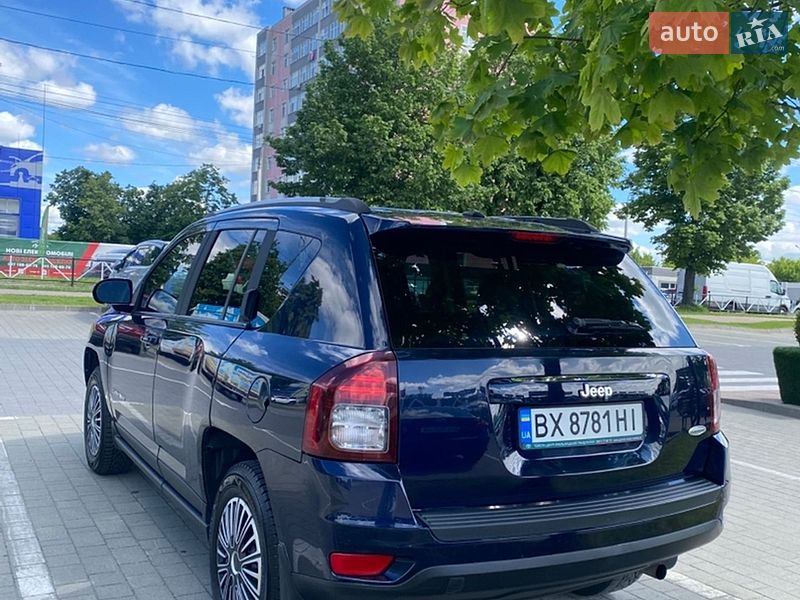 Внедорожник / Кроссовер Jeep Compass 2015 в Хмельницком