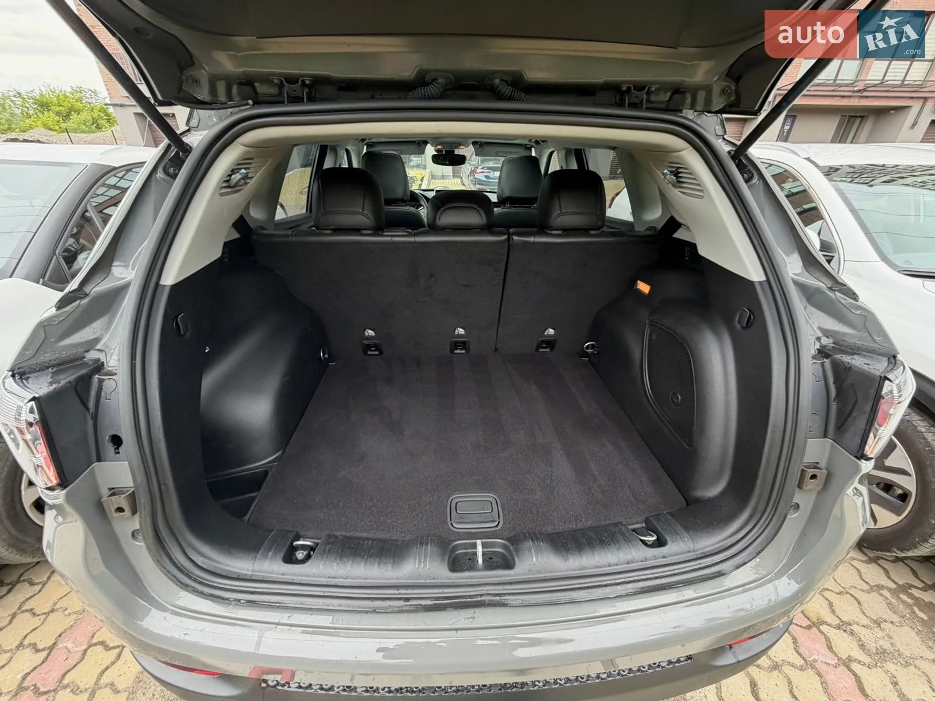 2022 Jeep Compass - мініатюра 18