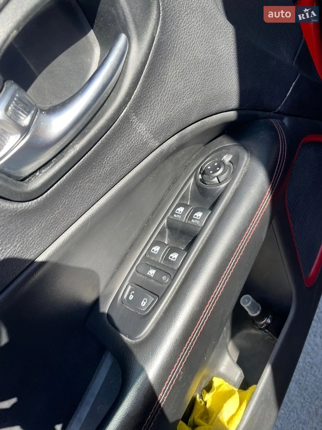 2021 Jeep Compass - мініатюра 17
