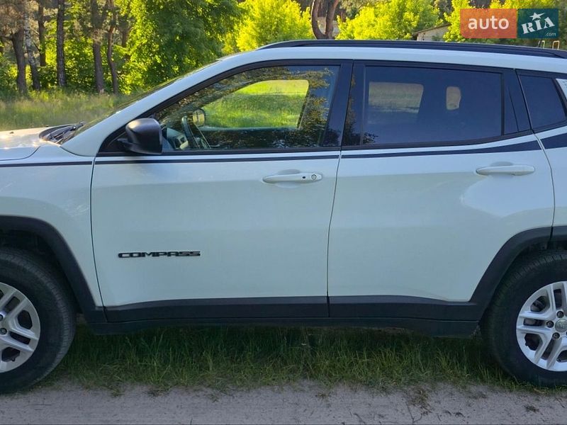 Внедорожник / Кроссовер Jeep Compass 2018 в Шостке