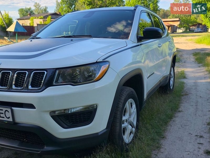 Внедорожник / Кроссовер Jeep Compass 2018 в Шостке