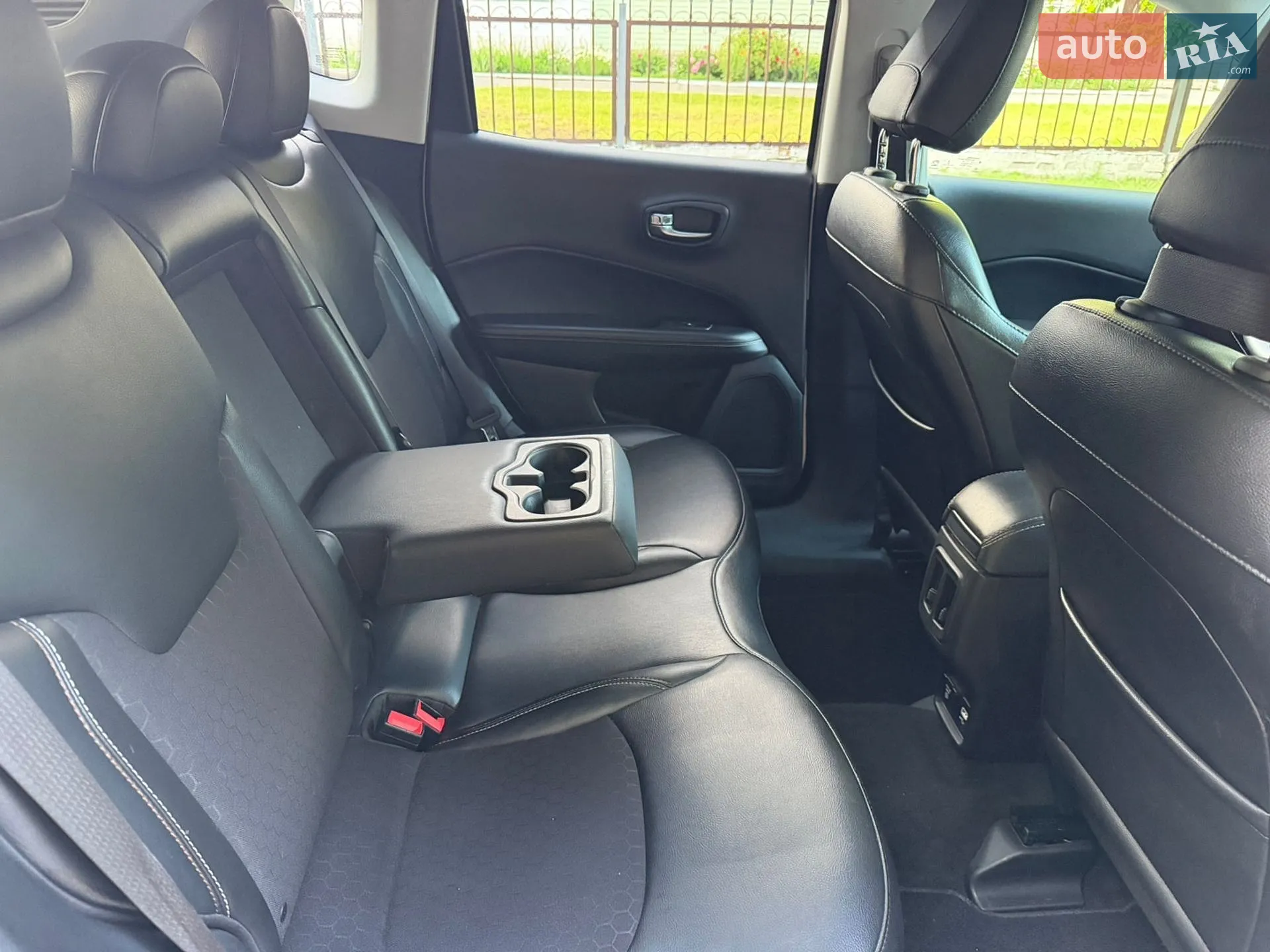 2019 Jeep Compass - мініатюра 35