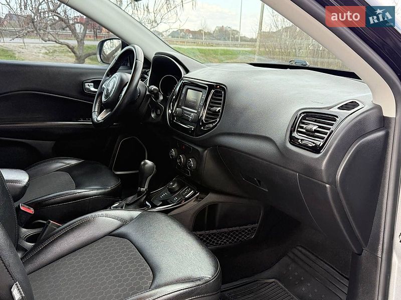 Позашляховик / Кросовер Jeep Compass 2018 в Стрию