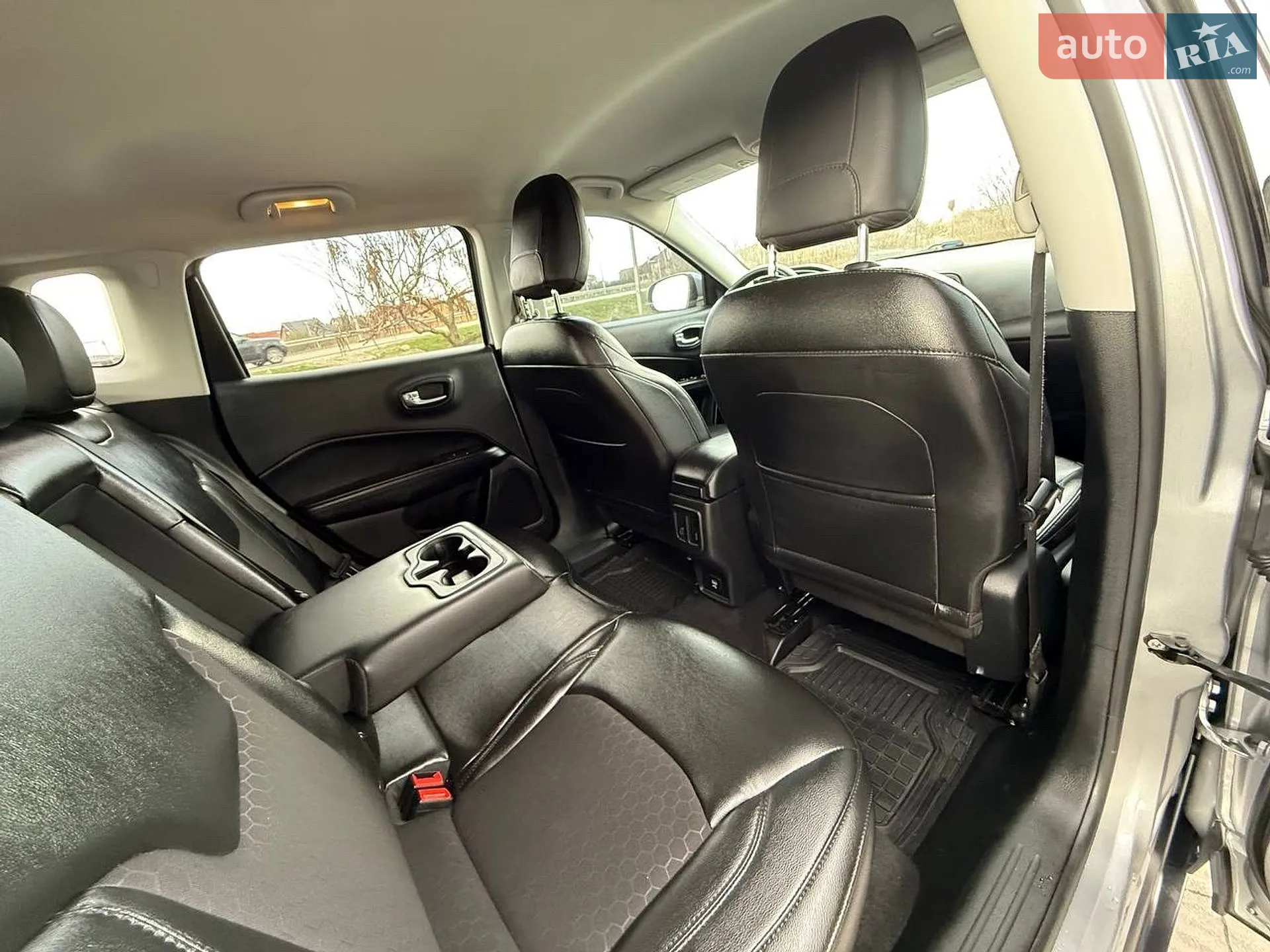 2018 Jeep Compass - мініатюра 38