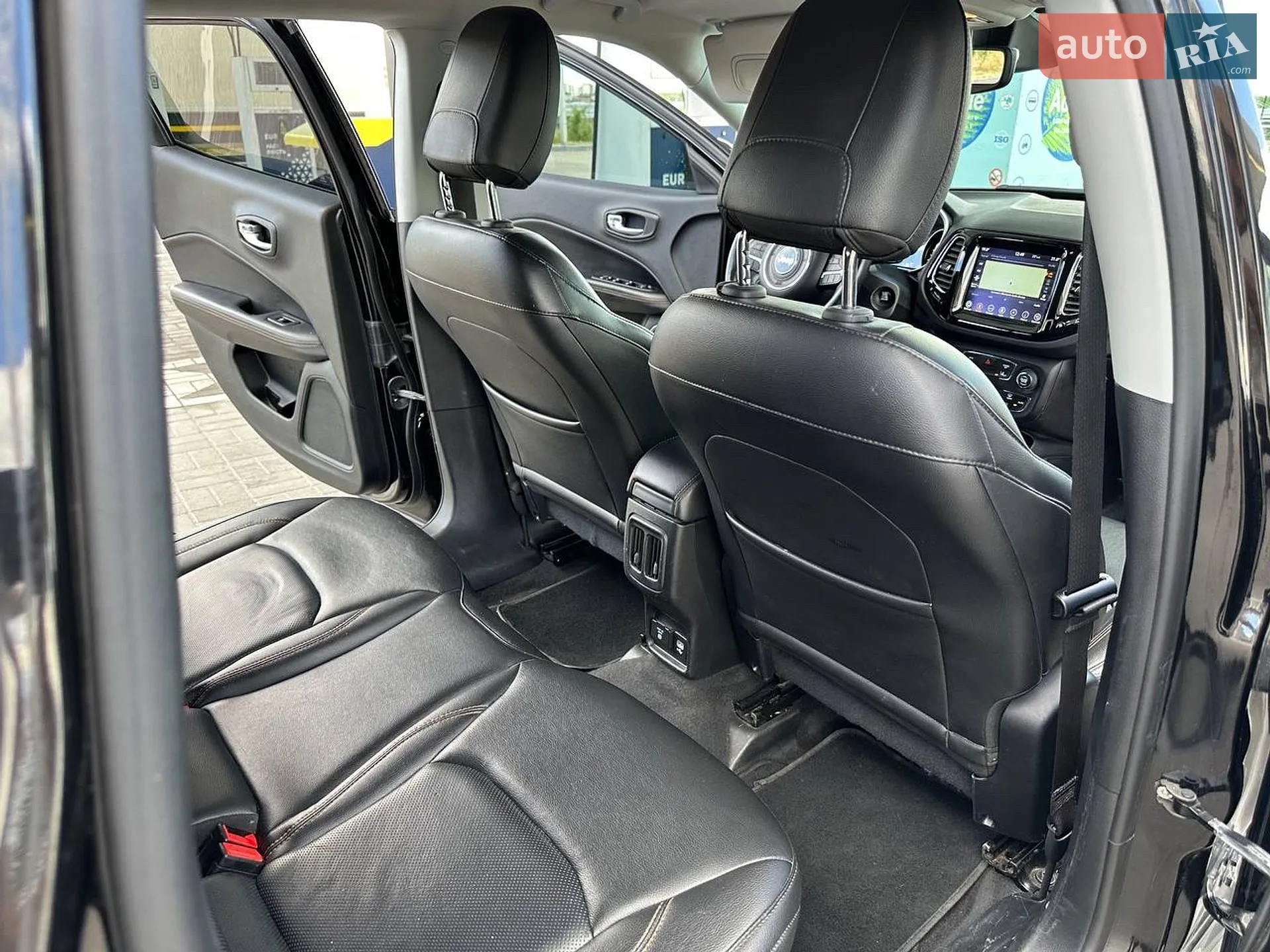 2018 Jeep Compass - мініатюра 16