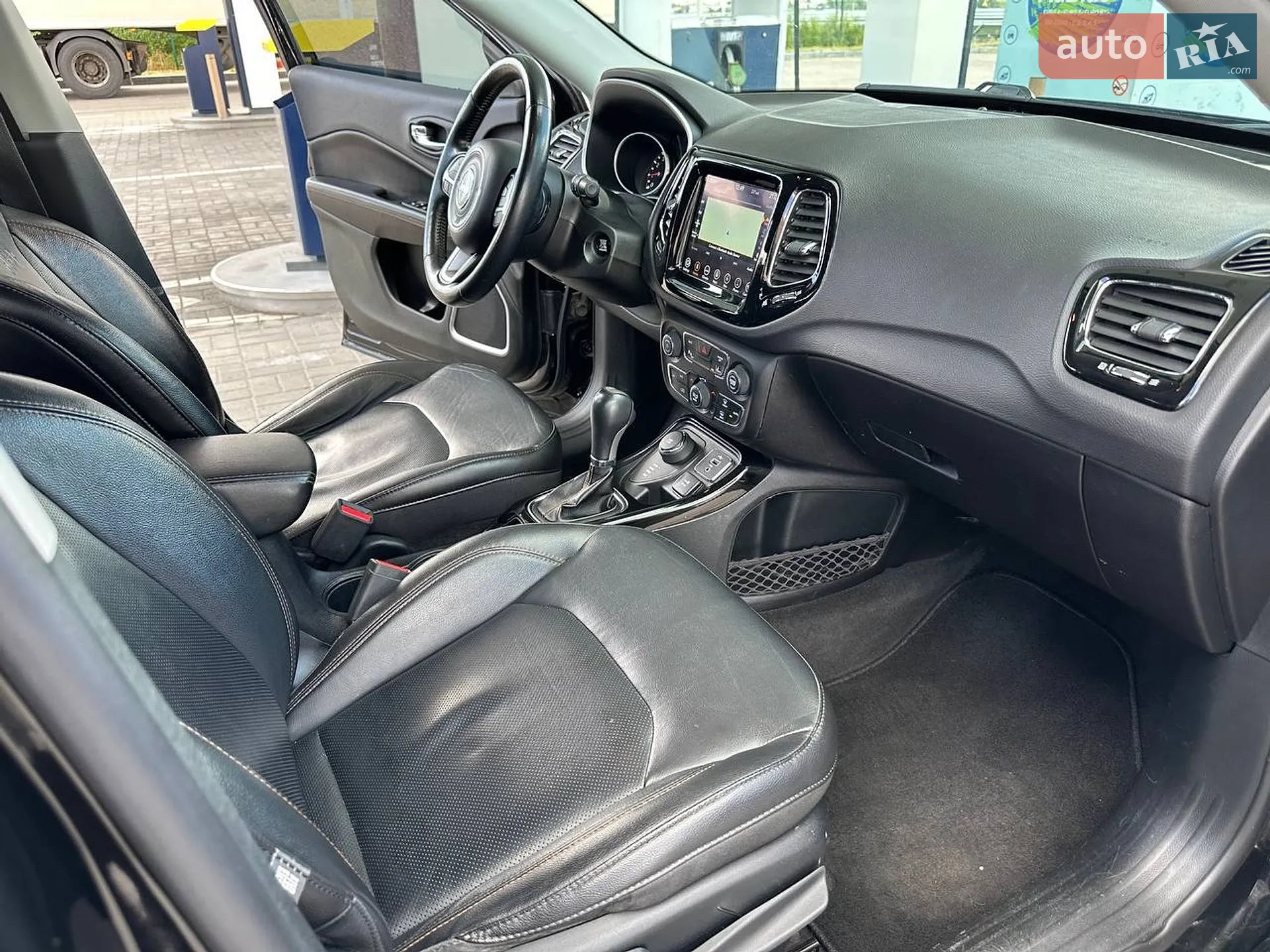 2018 Jeep Compass - мініатюра 18