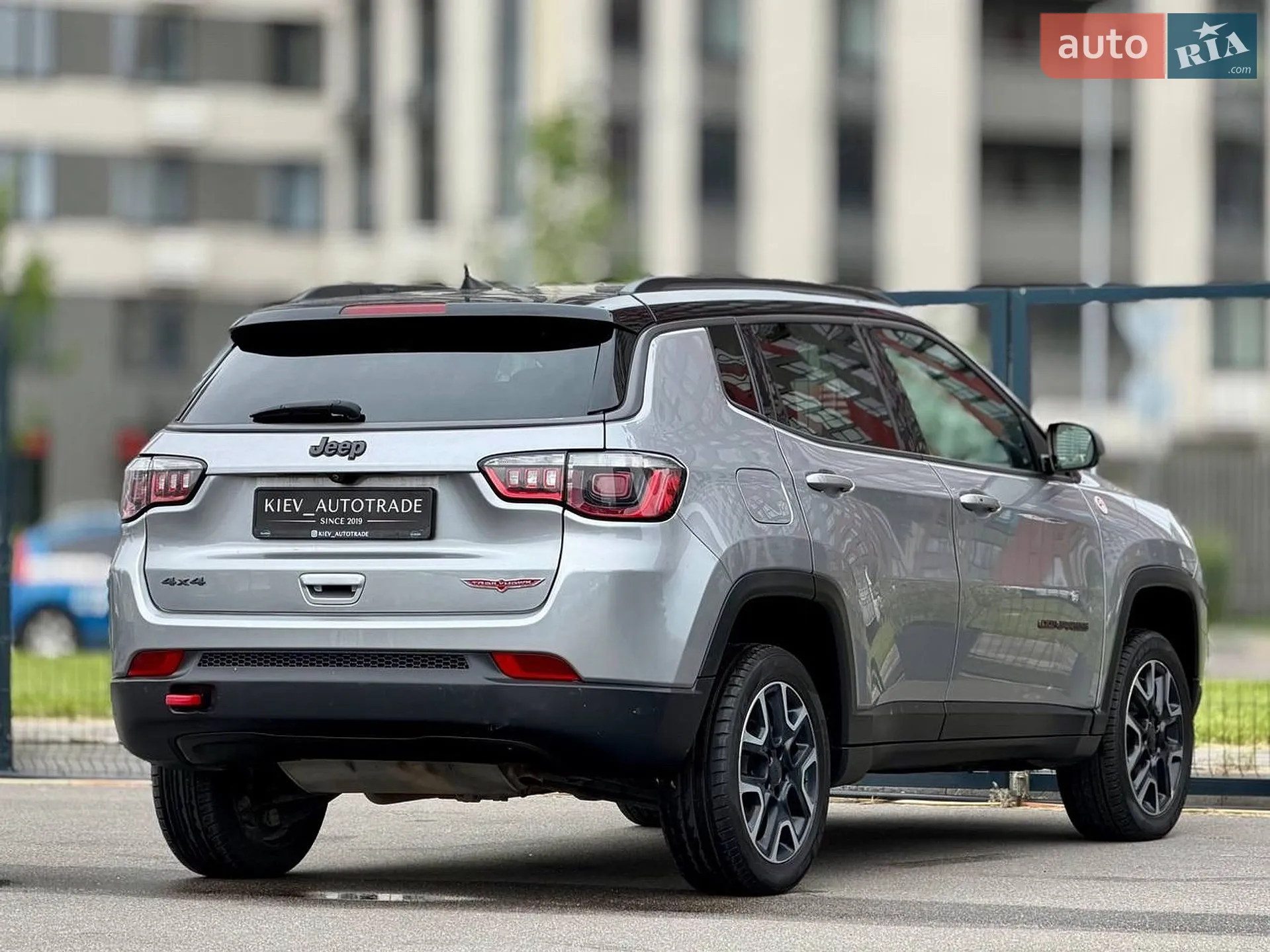 2019 Jeep Compass - мініатюра 17
