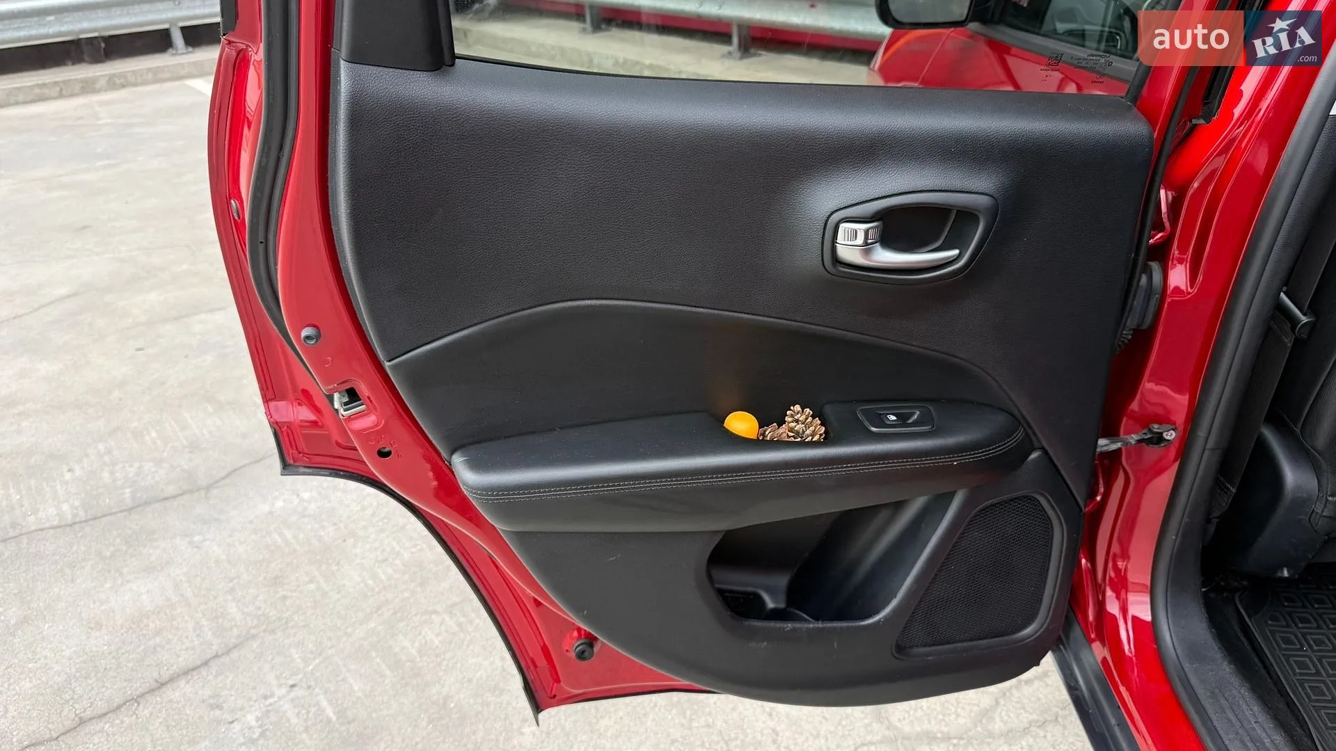 2018 Jeep Compass - мініатюра 36