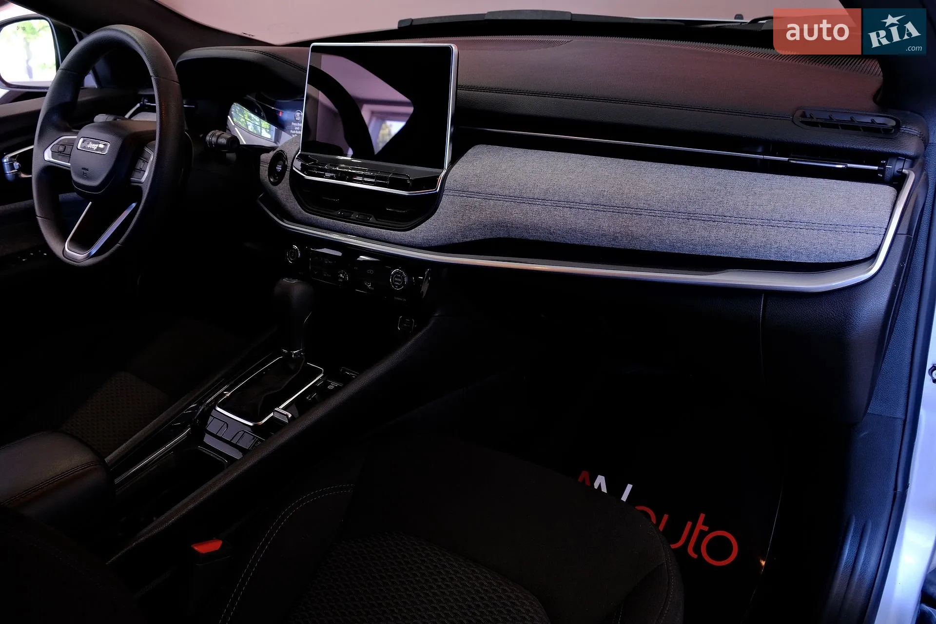 2024 Jeep Compass - мініатюра 37