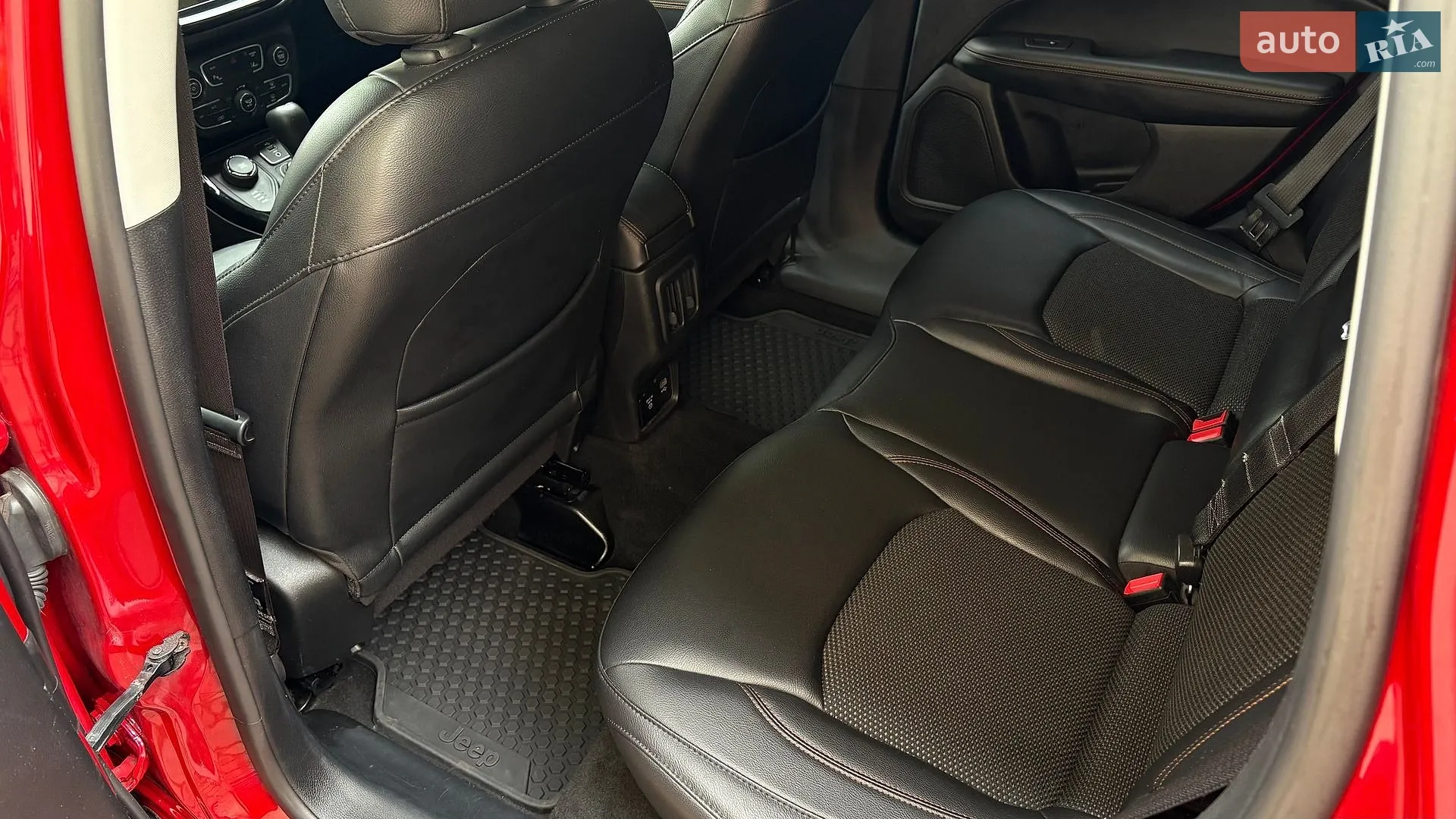 2017 Jeep Compass - мініатюра 37