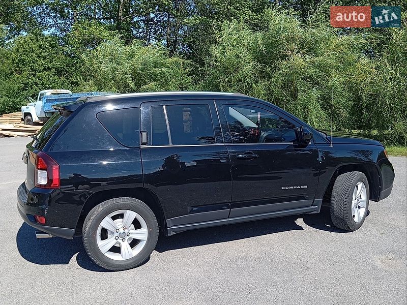 Внедорожник / Кроссовер Jeep Compass 2013 в Тлумаче
