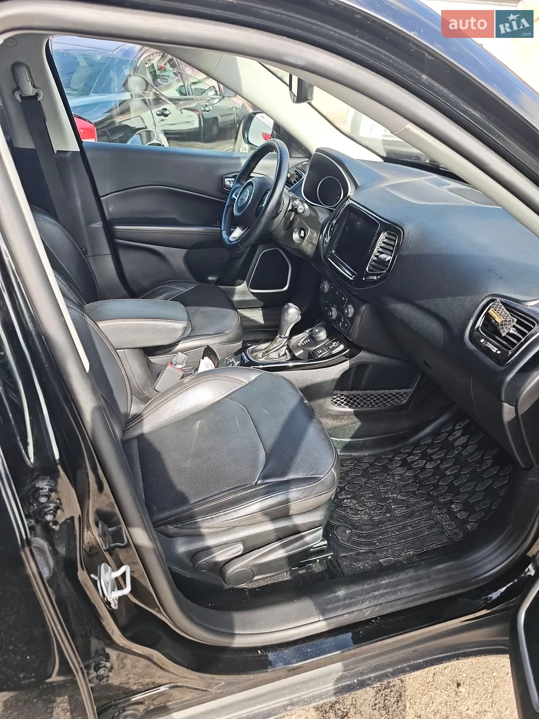 2018 Jeep Compass - мініатюра 16