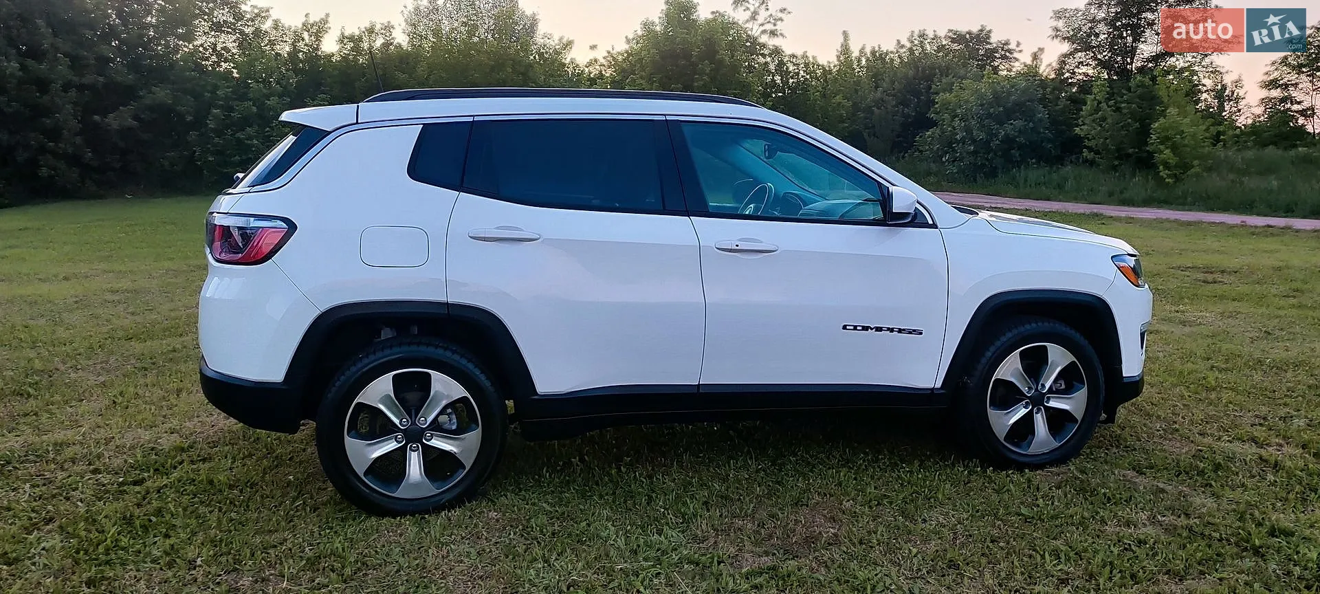 2018 Jeep Compass - мініатюра 2
