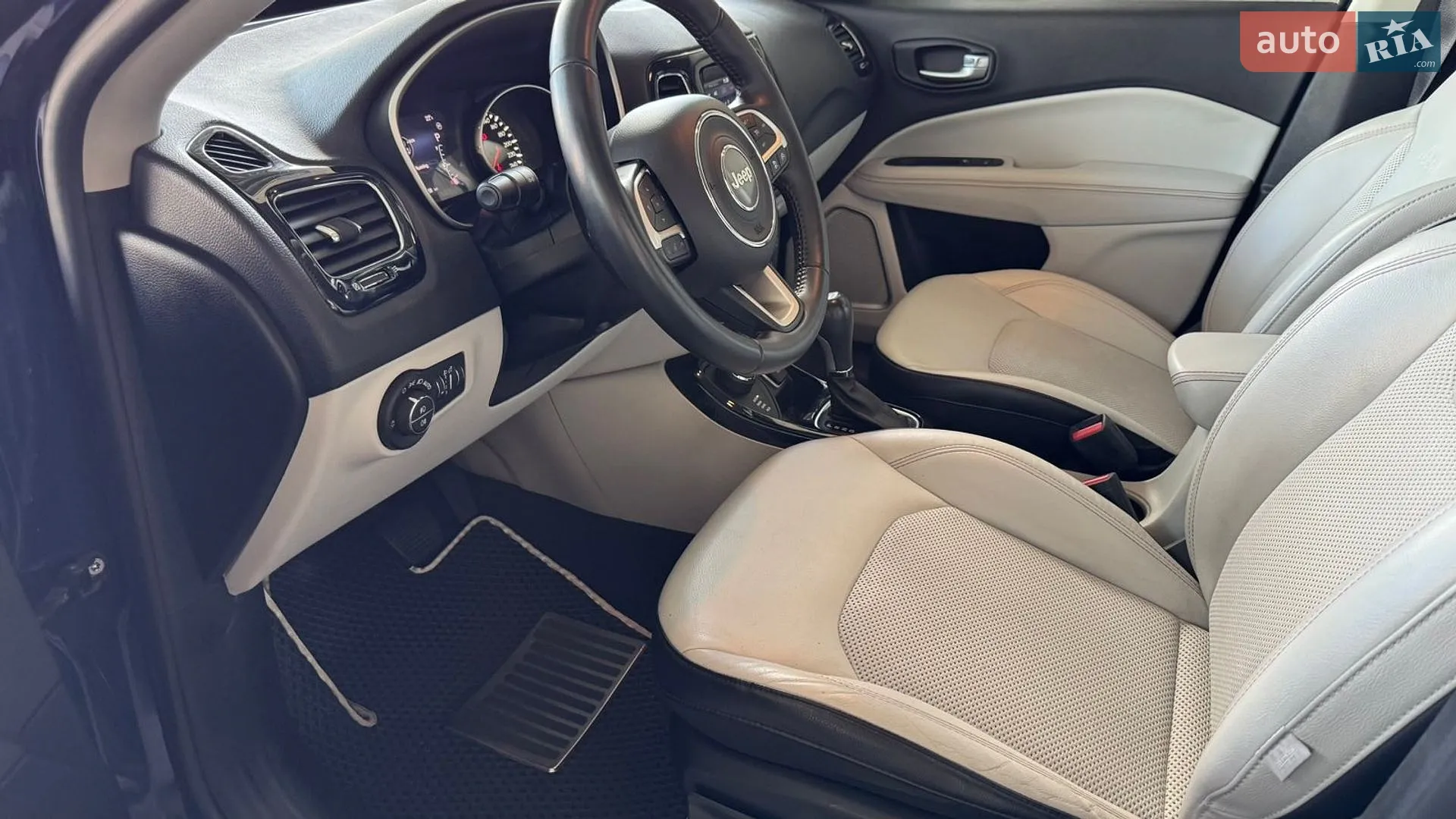 2016 Jeep Compass - мініатюра 12