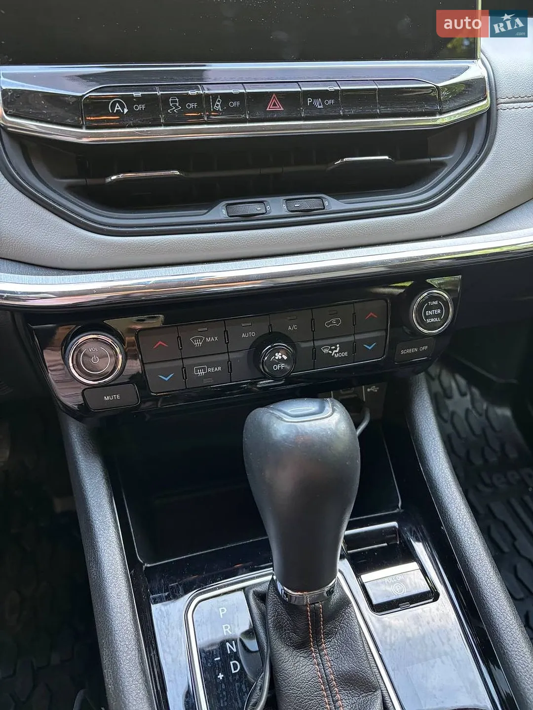 2022 Jeep Compass - мініатюра 26