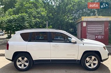 Позашляховик / Кросовер Jeep Compass 2015 в Сумах