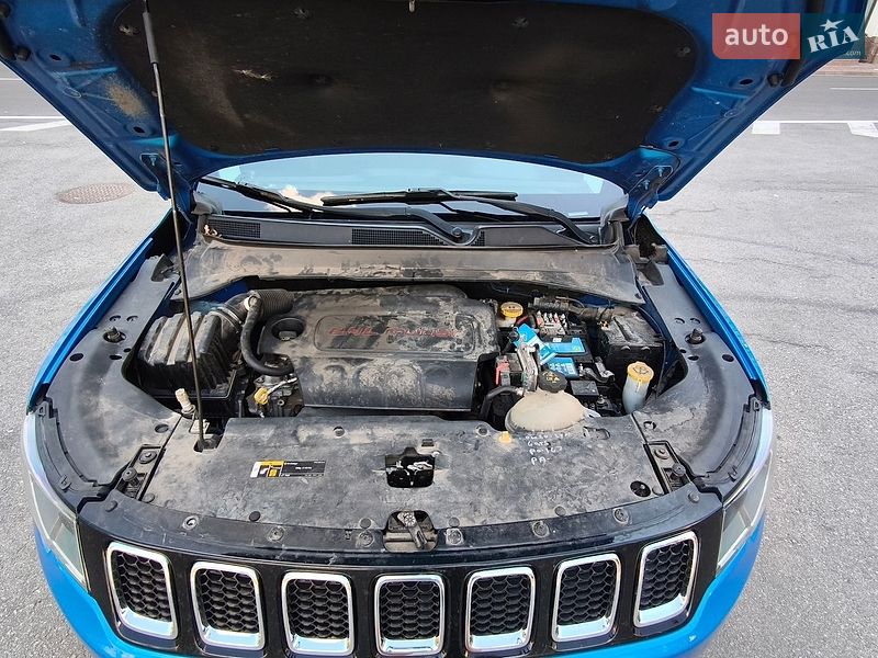 Внедорожник / Кроссовер Jeep Compass 2017 в Харькове