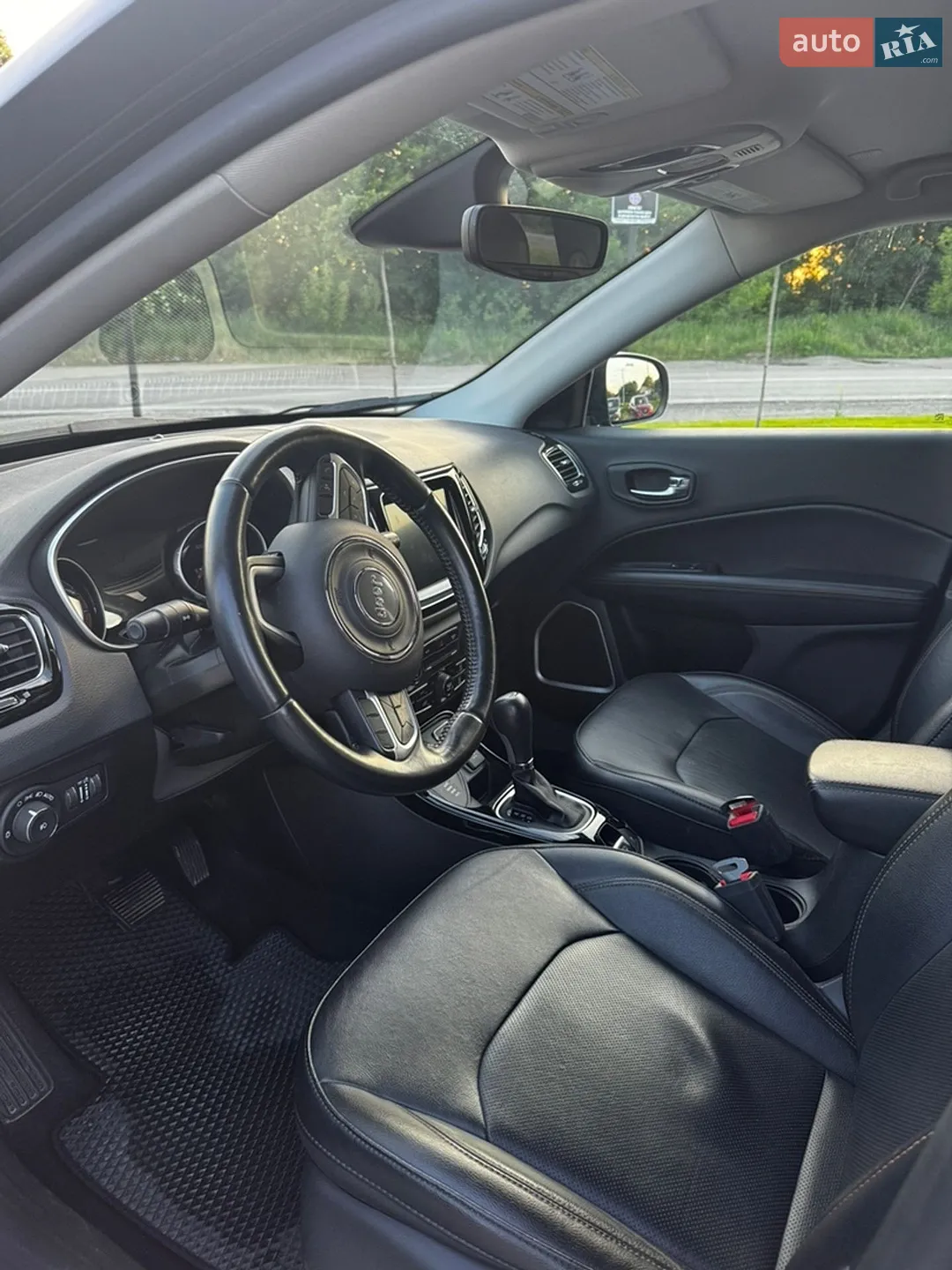 2019 Jeep Compass - мініатюра 12