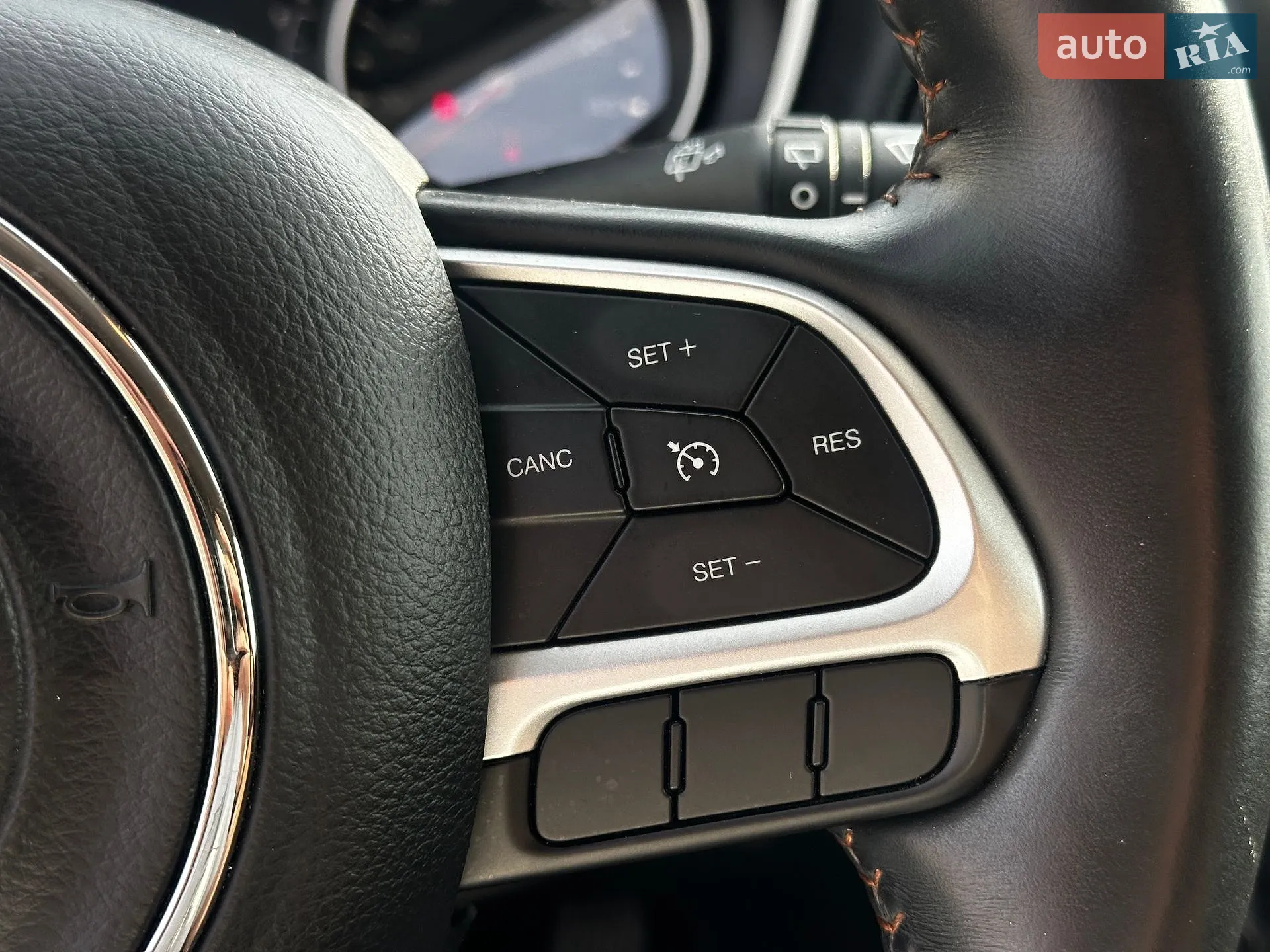 2017 Jeep Compass - мініатюра 27