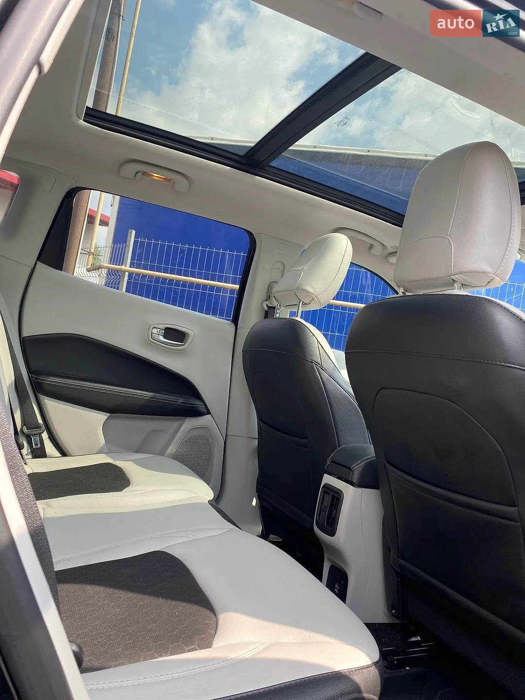 2018 Jeep Compass - мініатюра 14