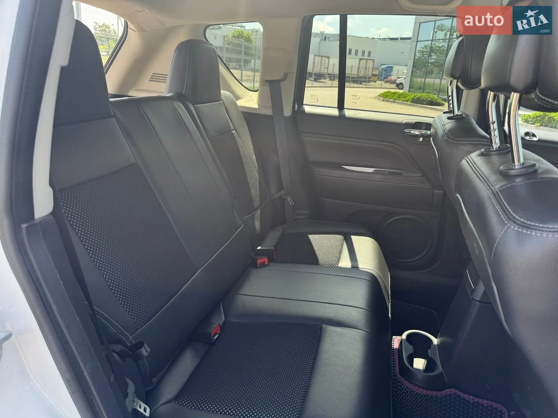 2015 Jeep Compass - мініатюра 20