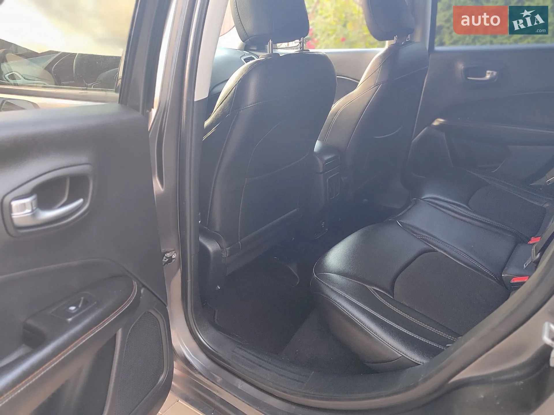 2018 Jeep Compass - мініатюра 25