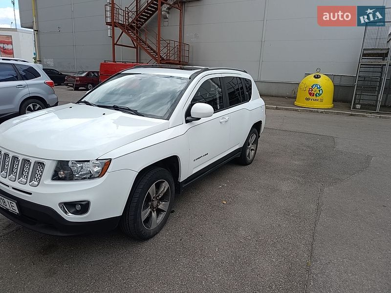 Позашляховик / Кросовер Jeep Compass 2015 в Черкасах