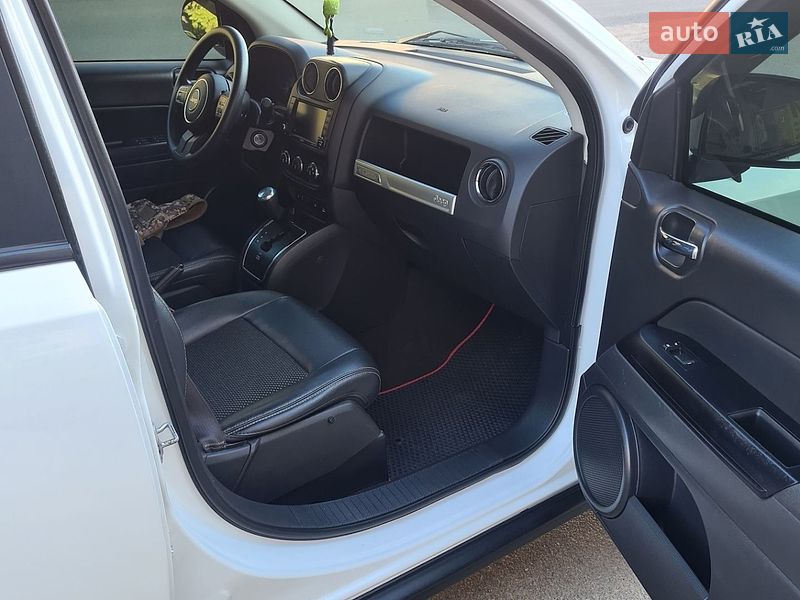 Позашляховик / Кросовер Jeep Compass 2015 в Конотопі