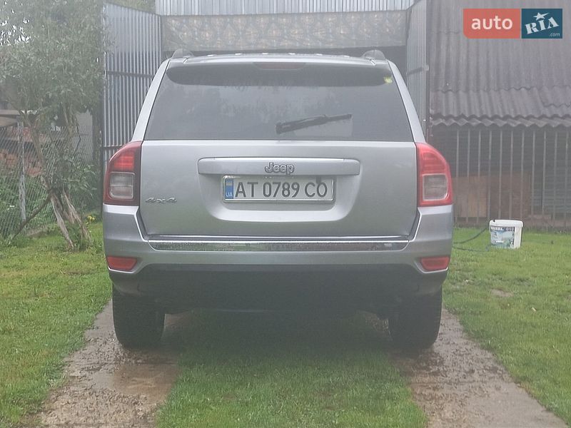 Внедорожник / Кроссовер Jeep Compass 2015 в Ивано-Франковске
