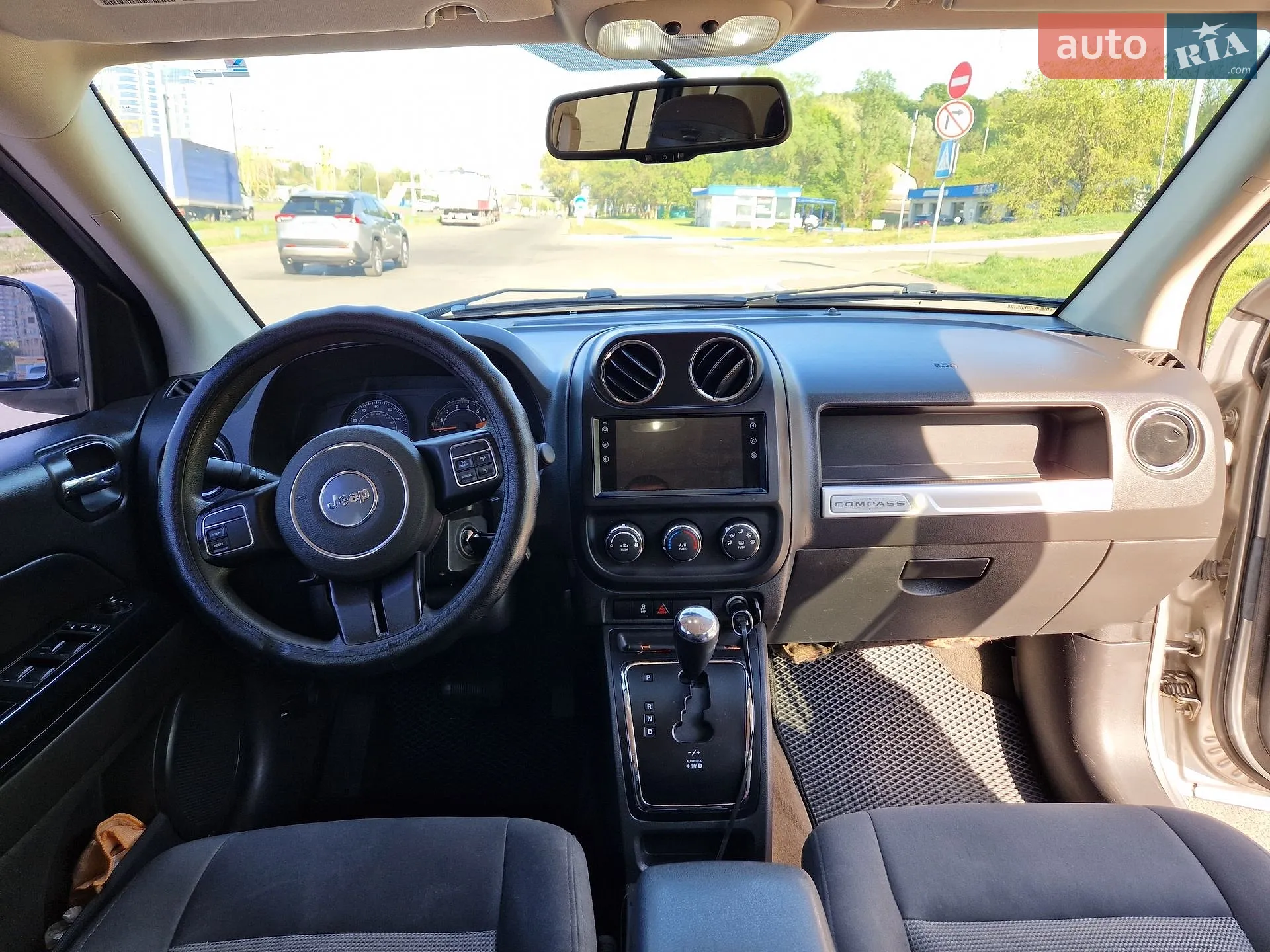 2016 Jeep Compass - мініатюра 11