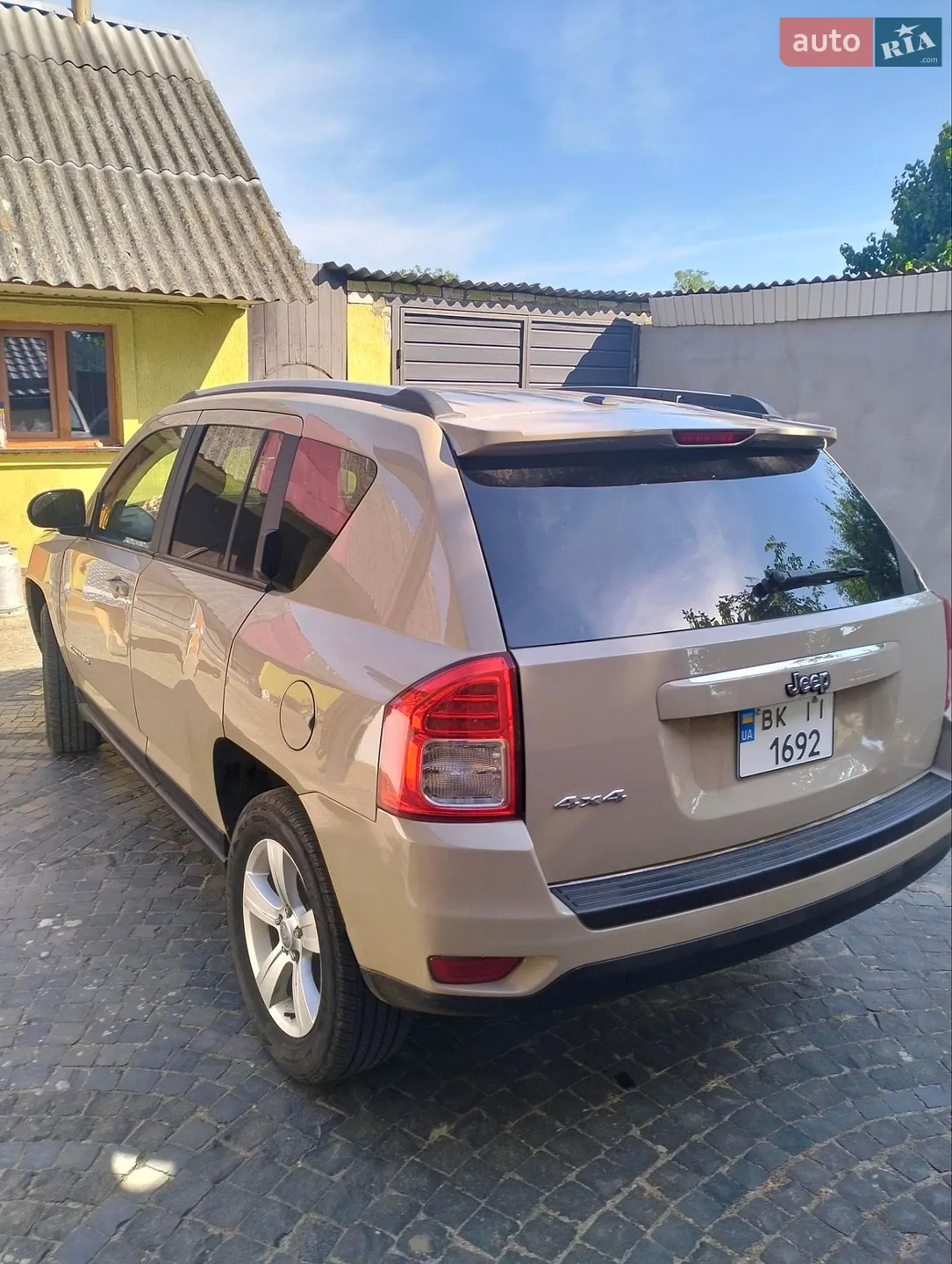 2016 Jeep Compass - мініатюра 3