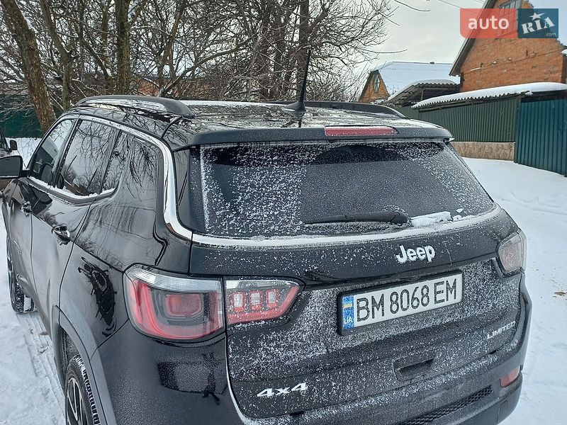 Позашляховик / Кросовер Jeep Compass 2017 в Ромнах