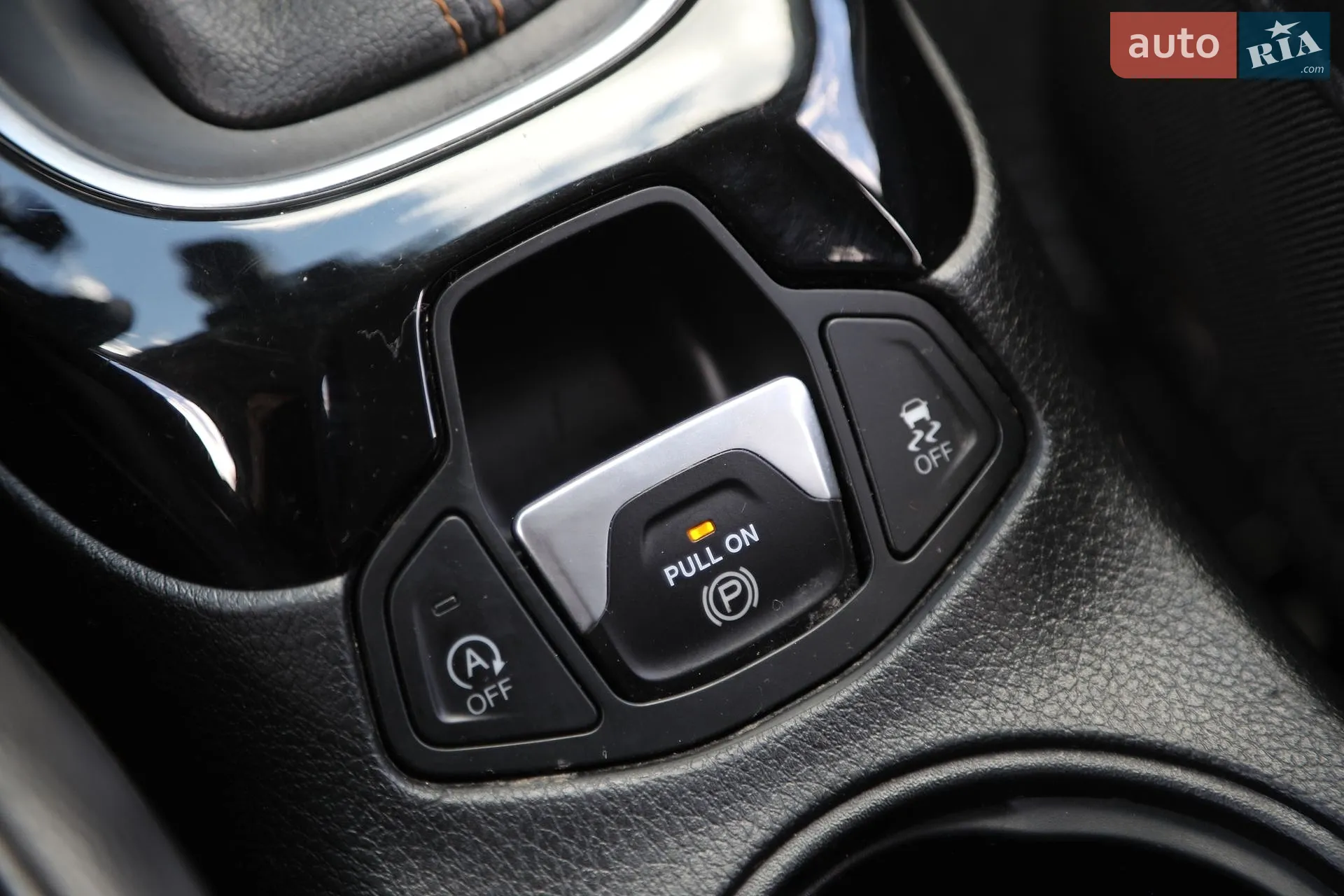 2020 Jeep Compass - мініатюра 25