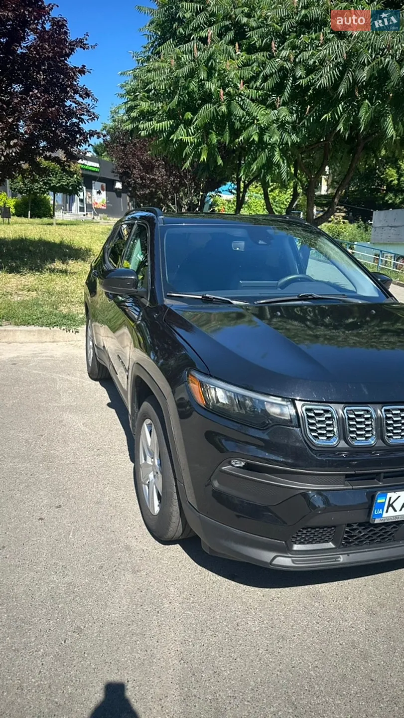 2022 Jeep Compass - мініатюра 2