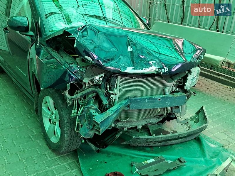 Позашляховик / Кросовер Jeep Compass 2016 в Володимирі