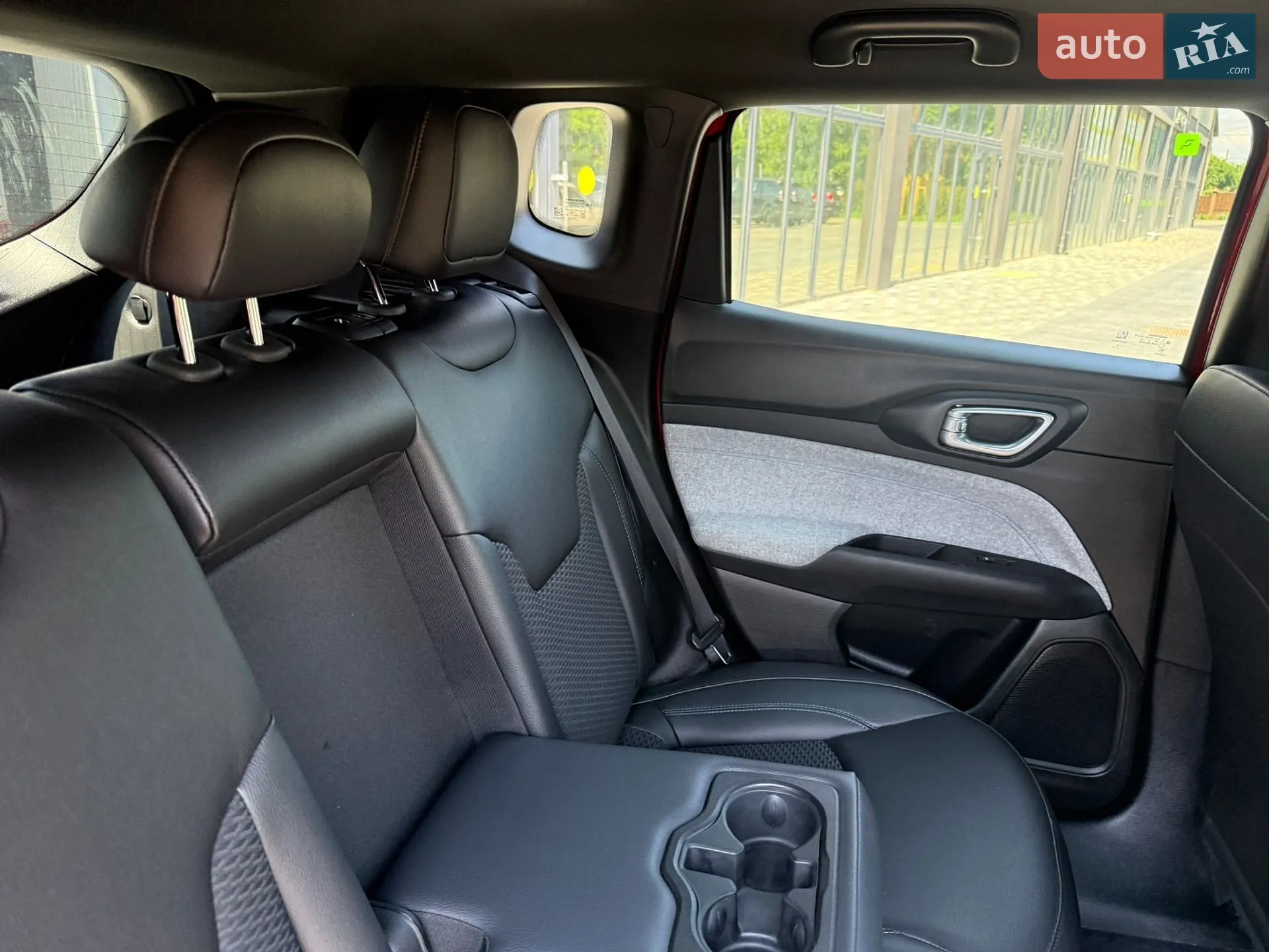 2025 Jeep Compass - мініатюра 28