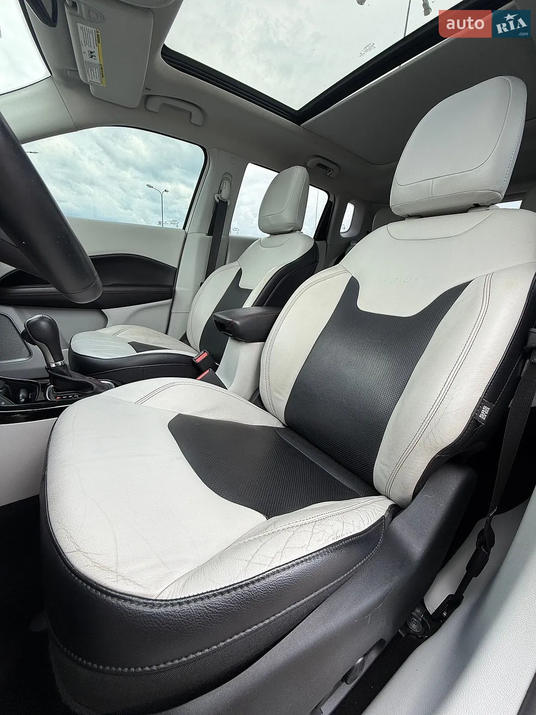 2017 Jeep Compass - мініатюра 20