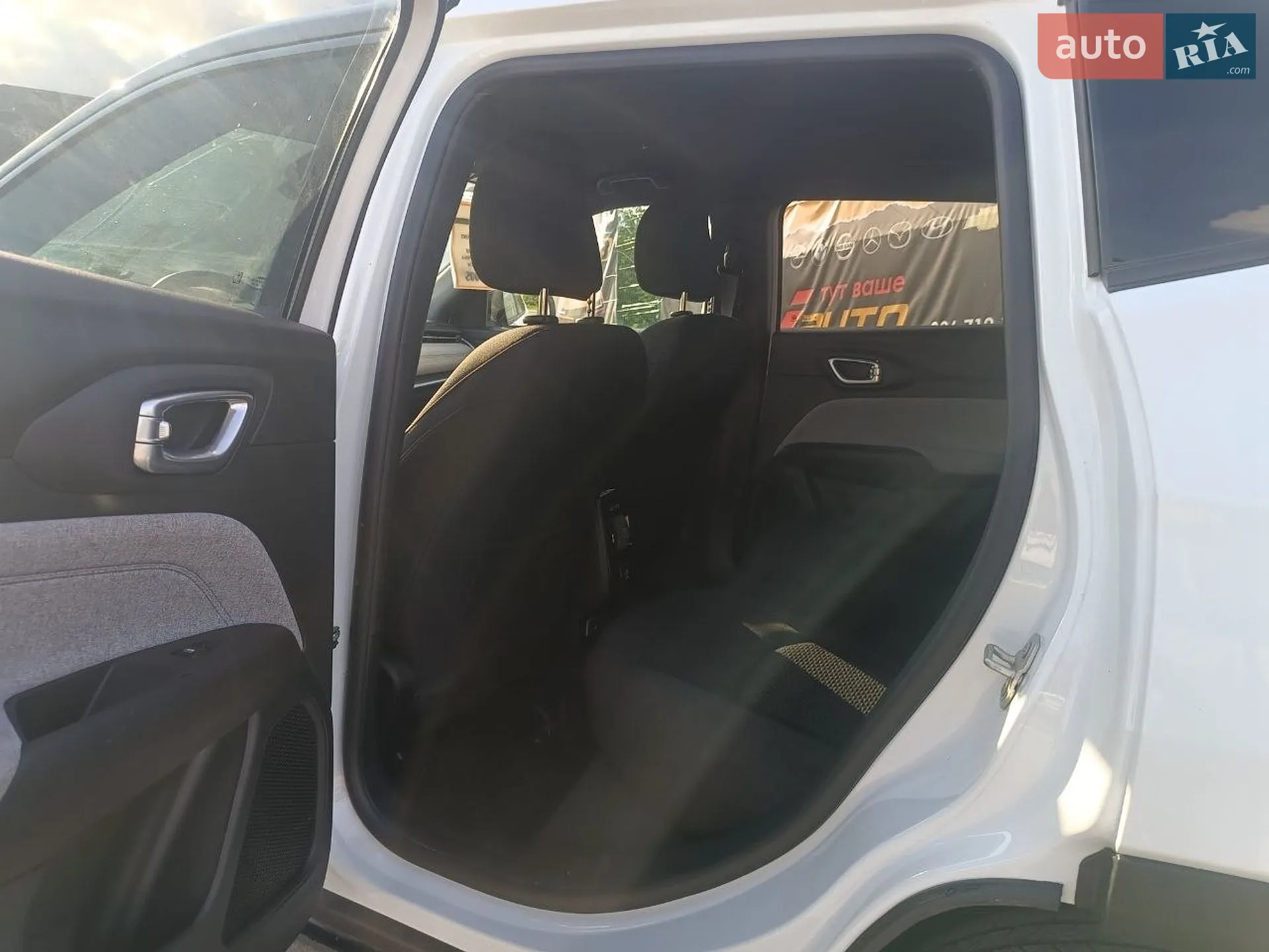2023 Jeep Compass - мініатюра 9