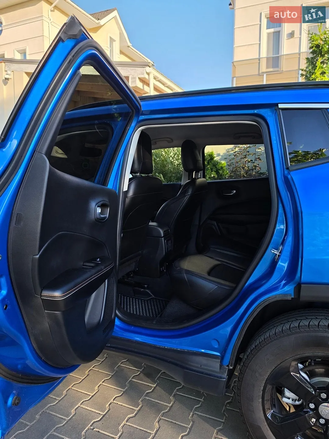 2020 Jeep Compass - мініатюра 12
