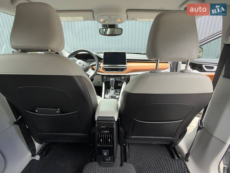Внедорожник / Кроссовер Jeep Compass 2021 в Стебнику