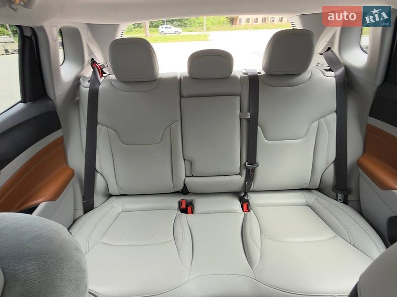 Внедорожник / Кроссовер Jeep Compass 2021 в Стебнику