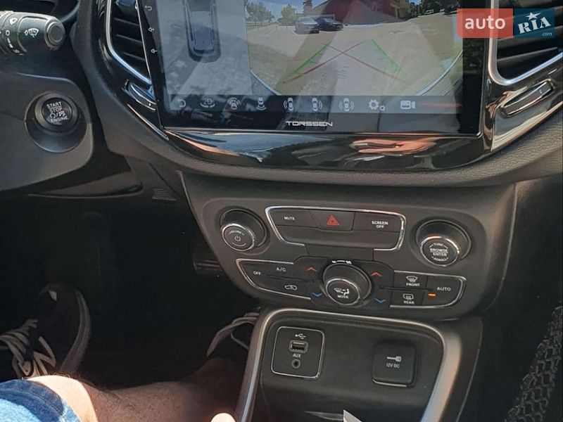 Позашляховик / Кросовер Jeep Compass 2017 в Києві