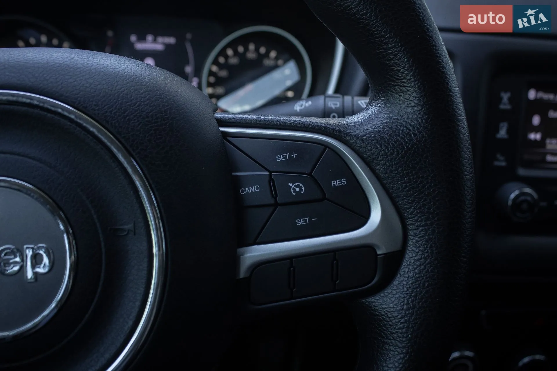 2017 Jeep Compass - мініатюра 29