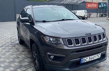 Внедорожник / Кроссовер Jeep Compass 2017 в Хмельницком