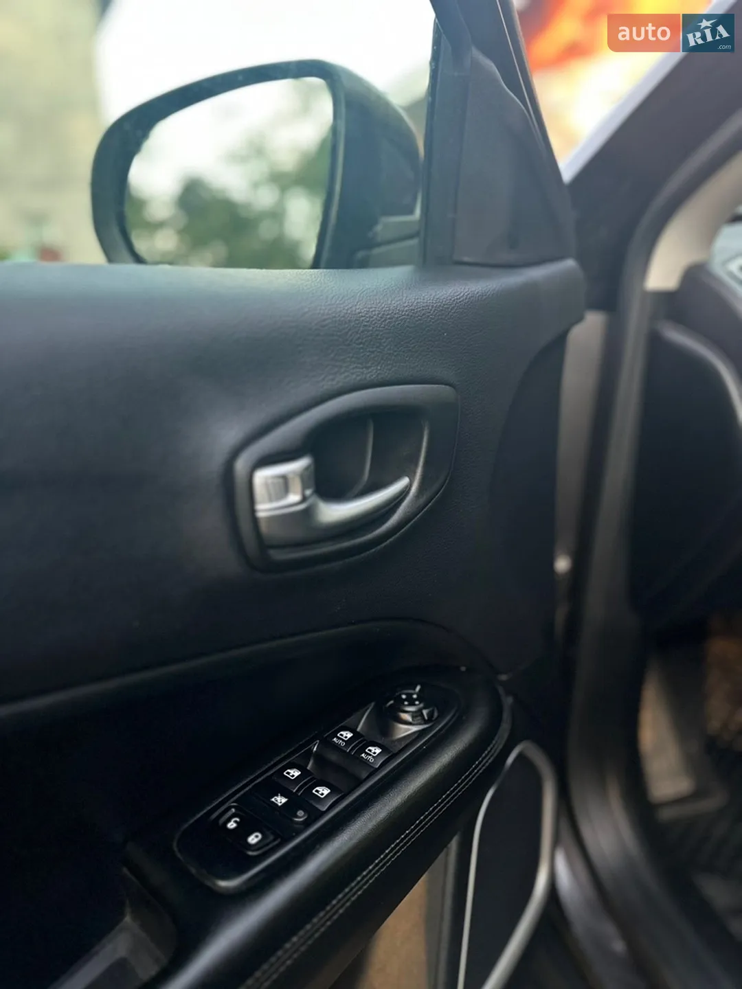 2018 Jeep Compass - мініатюра 10